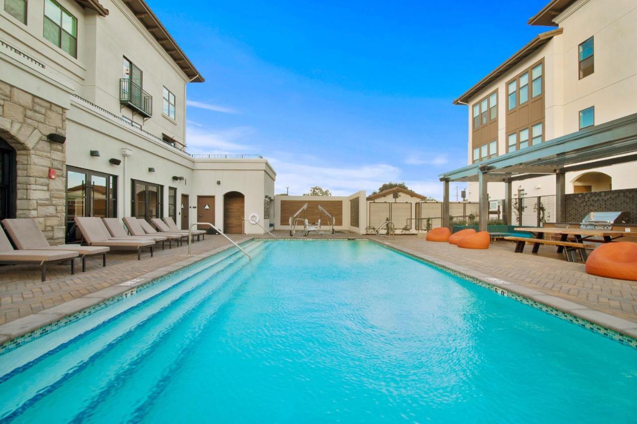 Global Luxury Suites In The Heart Of San Carlos Buitenkant foto